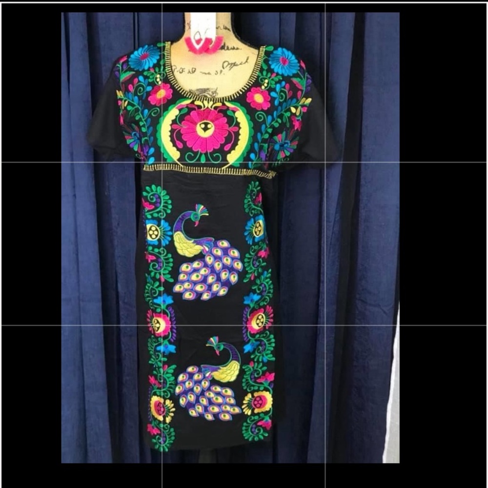 Vestido bordado hecho en Mexico